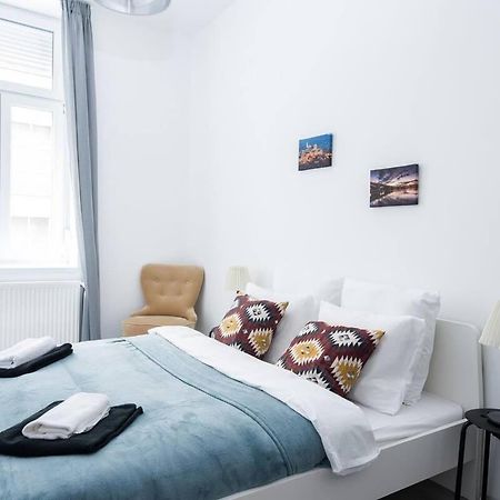 Central Brand New And Modern Apartment Budapest Ngoại thất bức ảnh