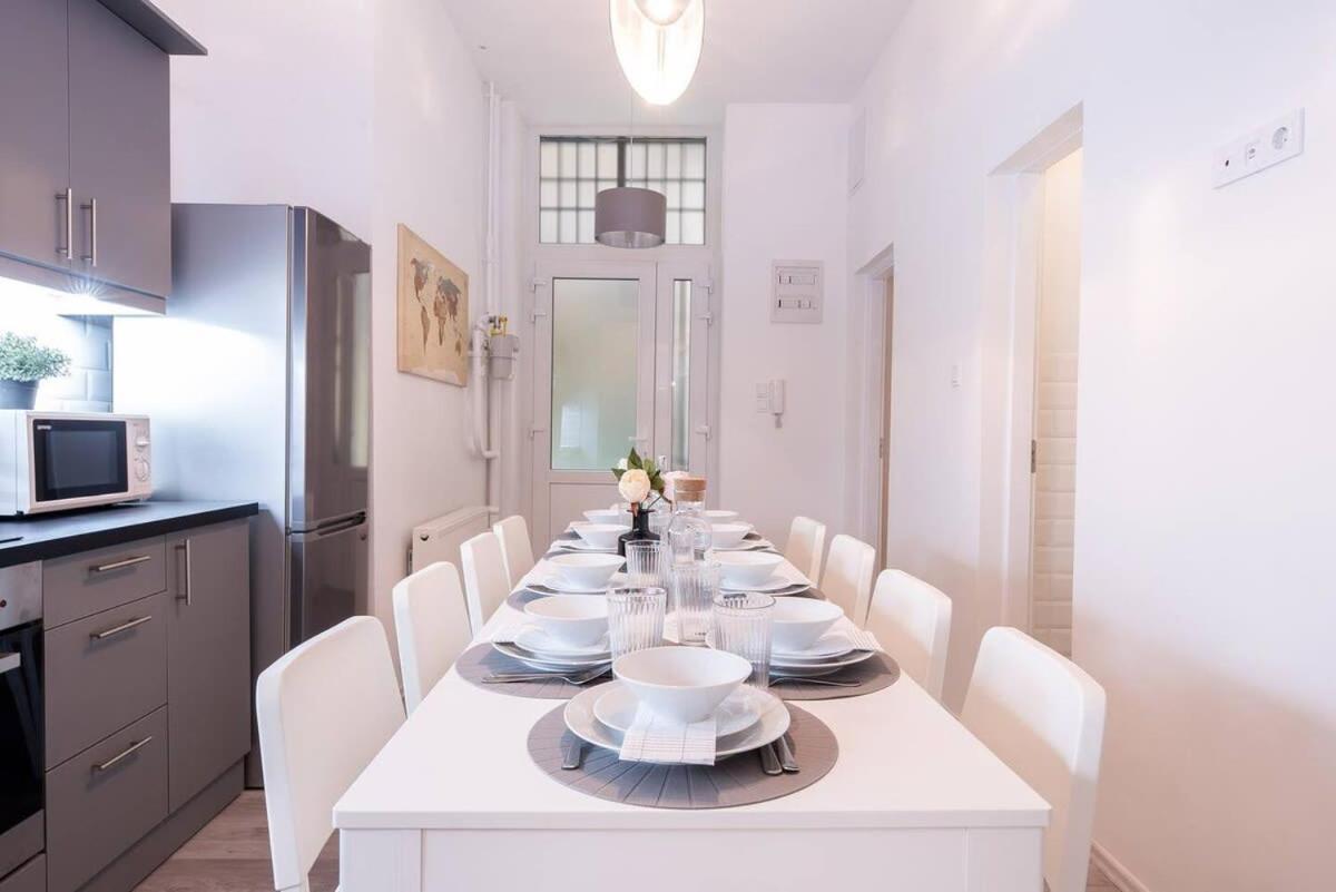 Central Brand New And Modern Apartment Budapest Ngoại thất bức ảnh